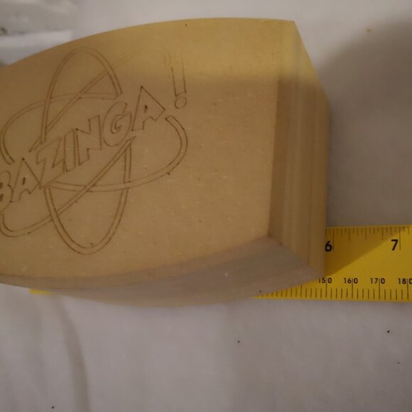 DC Comics Men's Size Large Red Flash T-shirt & Wooden Bazinga Trinket Box - Picture 7 of 8